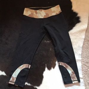 Camo leggings